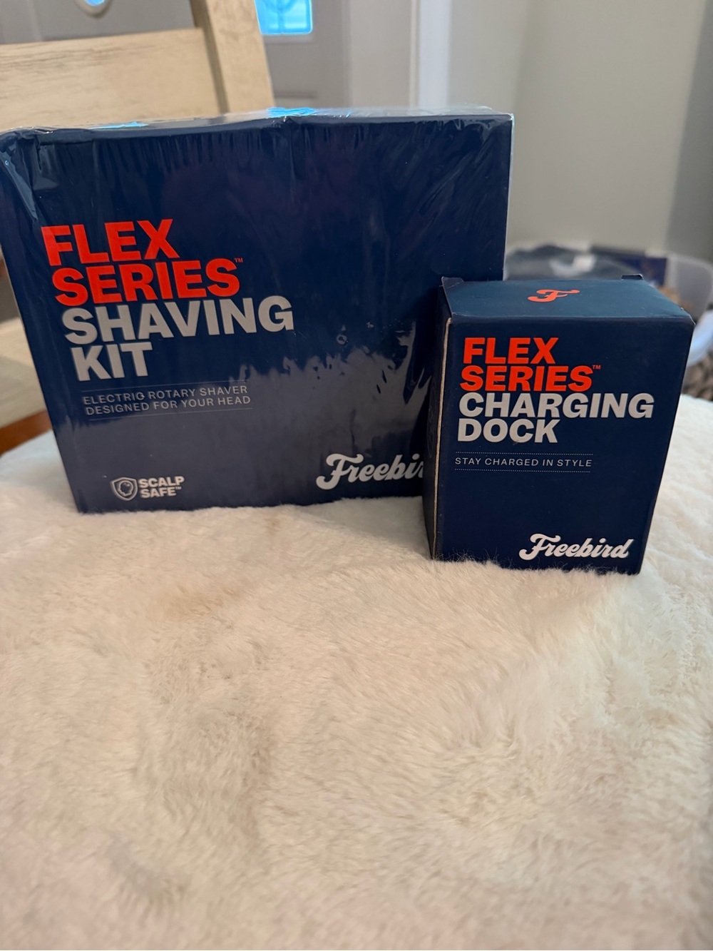 freebird Flex Series Shaving Kit & Charging Dock Set